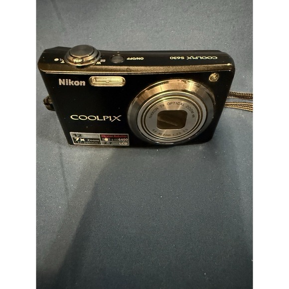 Nikon Other - Nikon COOLPIX S630 12.0MP Compact Digital Camera Needs Battery And Charger